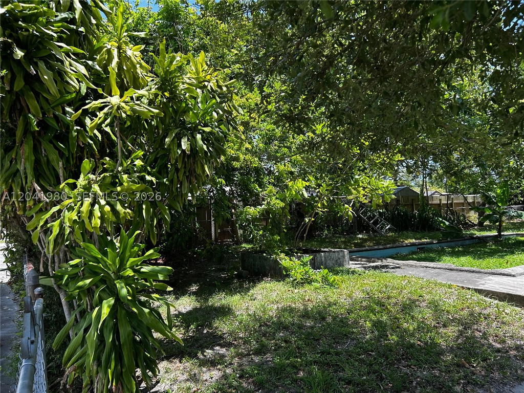 Real estate property located at 295 189th Ter, Miami-dade, Norwood Sub, Miami Gardens, FL