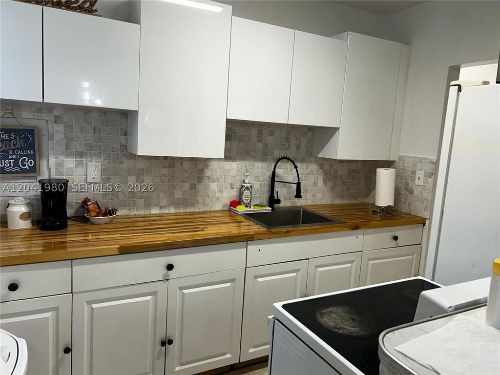 Real estate property located at 295 189th Ter, Miami-dade, Norwood Sub, Miami Gardens, FL