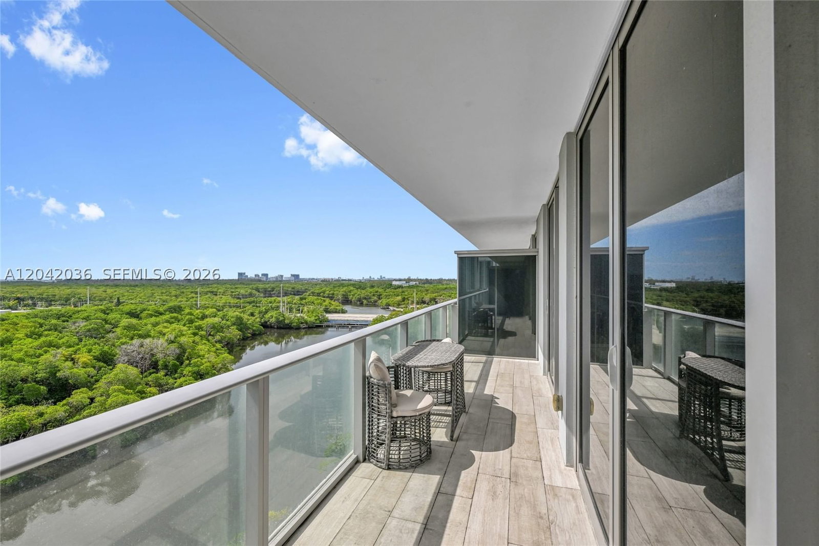Real estate property located at 16385 Biscayne Blvd #1020, Miami-dade, The Harbour South Condo, North Miami Beach, FL