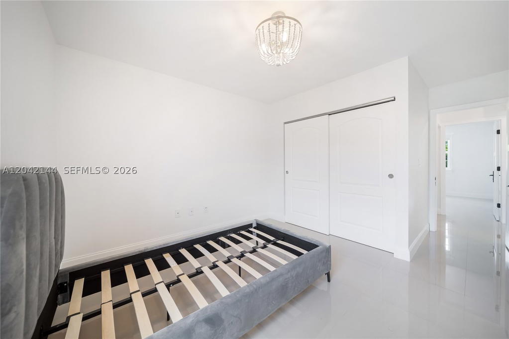 Real estate property located at 11855 102nd St, Miami-dade, Amaretto, Miami, FL