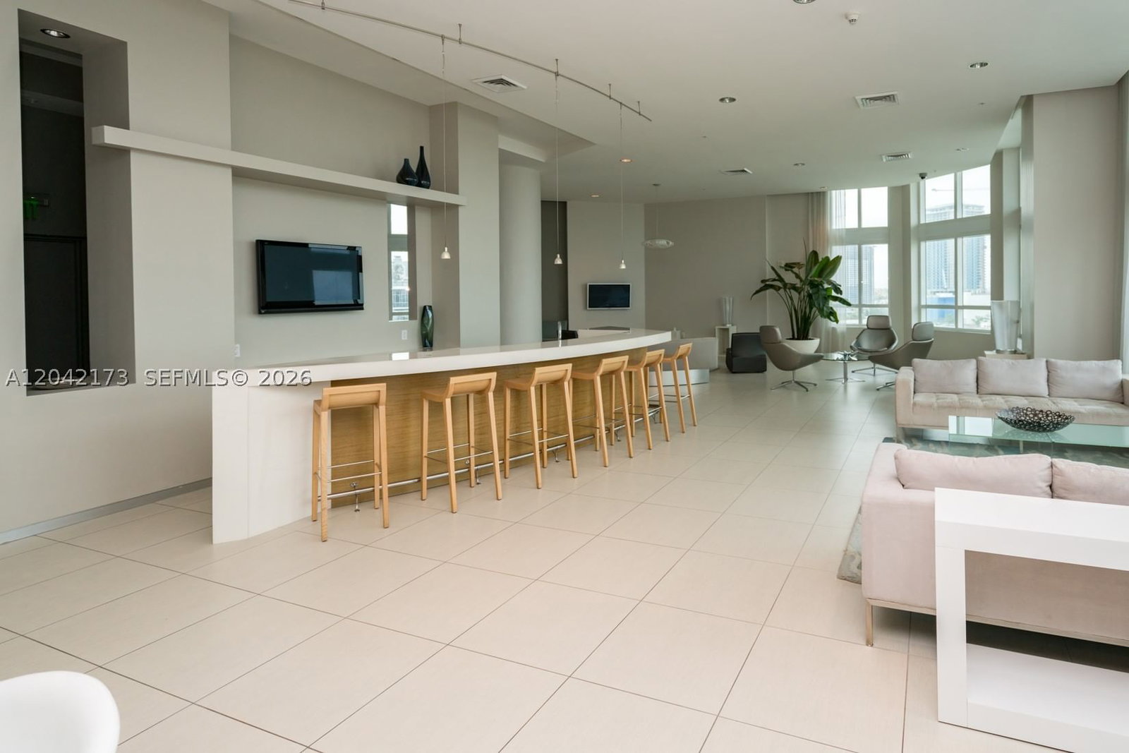Real estate property located at , Miami-dade, Quantum On The Bay Condo, Miami, FL