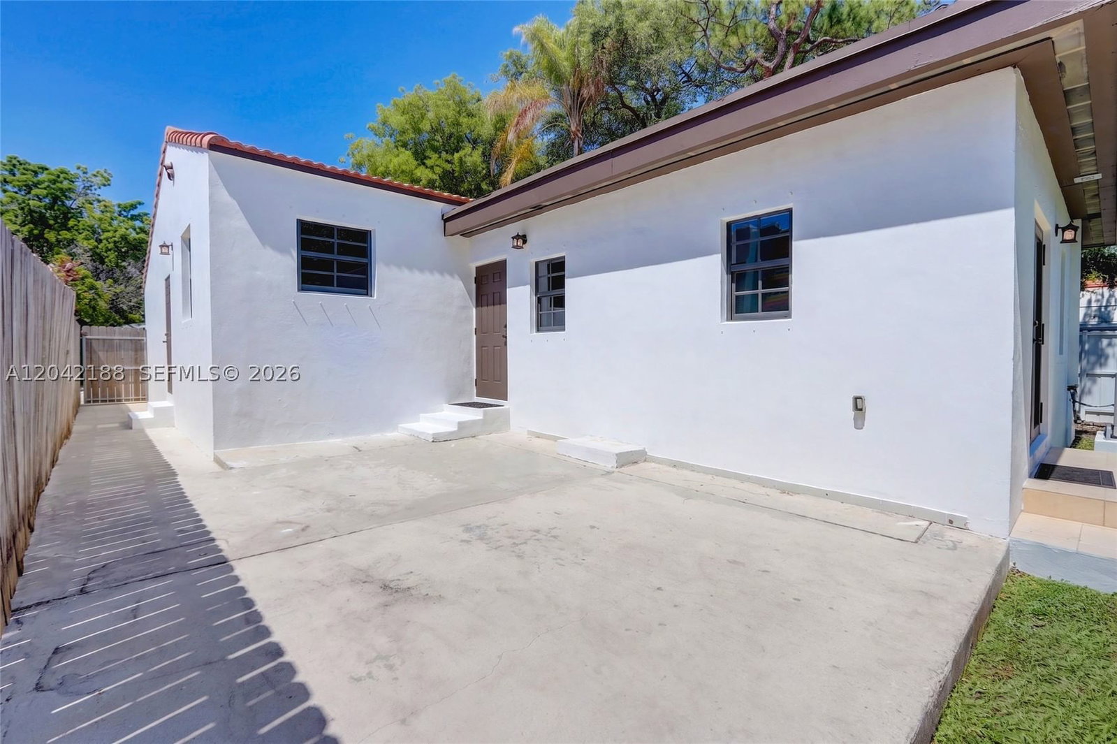 Real estate property located at 322 18th Road, Miami-dade, Holleman Park, Miami, FL