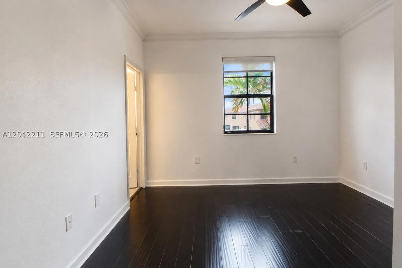 Real estate property located at 8954 35th Way, Miami-dade, Bellagio Villas, Hialeah, FL