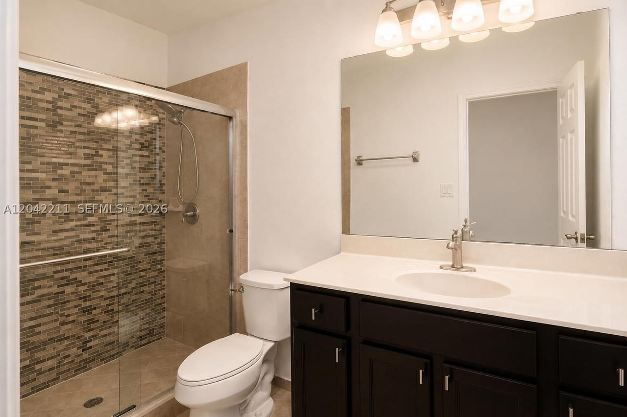 Real estate property located at 8954 35th Way, Miami-dade, Bellagio Villas, Hialeah, FL