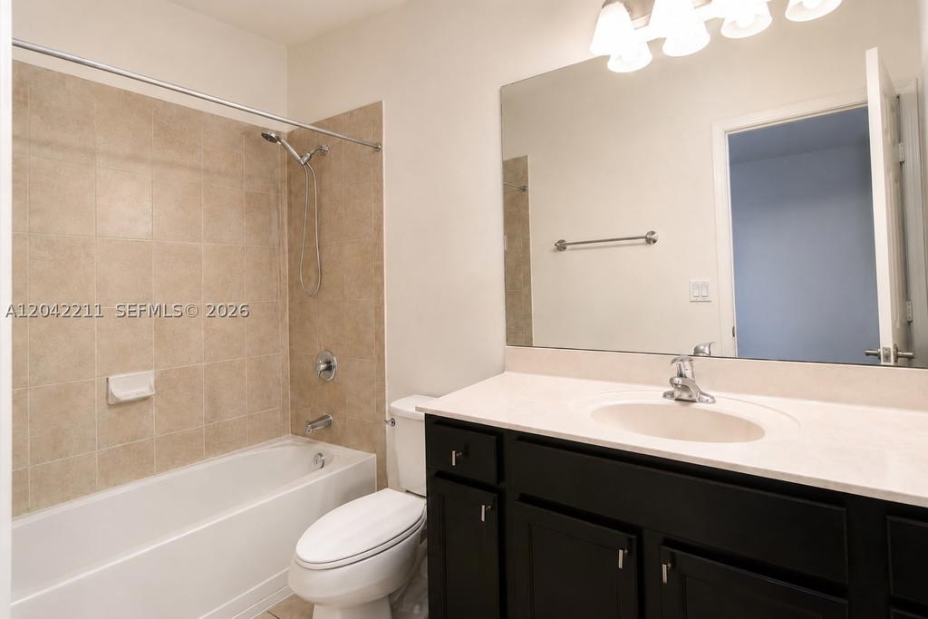 Real estate property located at 8954 35th Way, Miami-dade, Bellagio Villas, Hialeah, FL