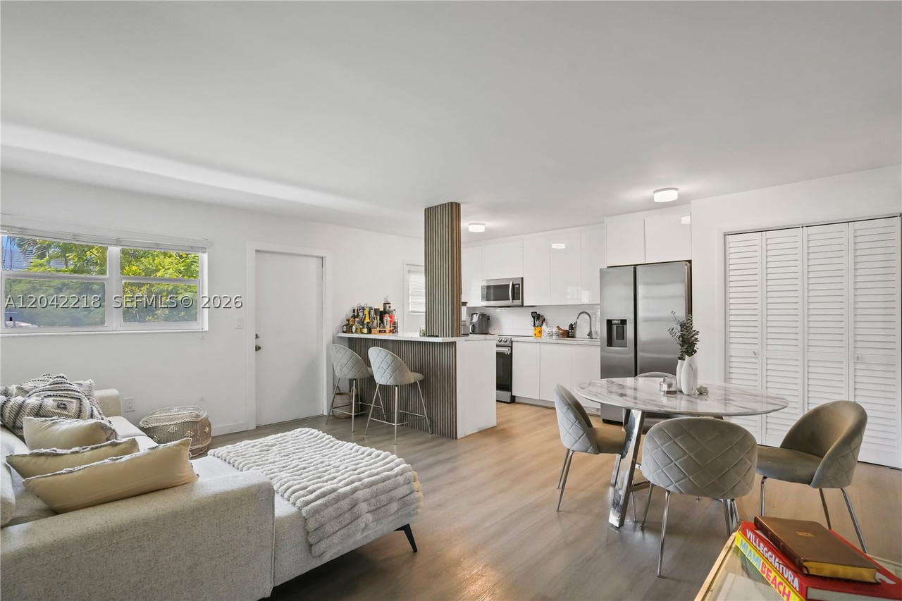 Real estate property located at 1614 West Ave #203, Miami-dade, Twin Towers Condo, Miami Beach, FL
