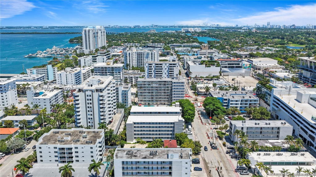 Real estate property located at 1614 West Ave #203, Miami-dade, Twin Towers Condo, Miami Beach, FL