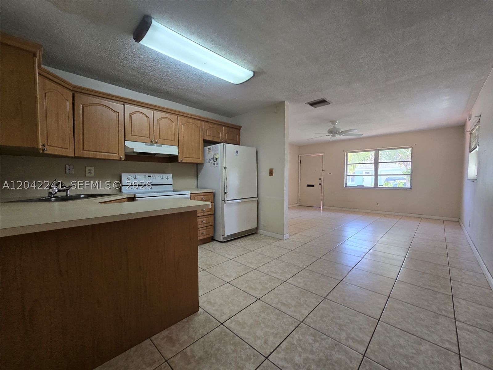 Real estate property located at 4717 50th St, Broward, Mainlands Of Tamarac Lake, Tamarac, FL