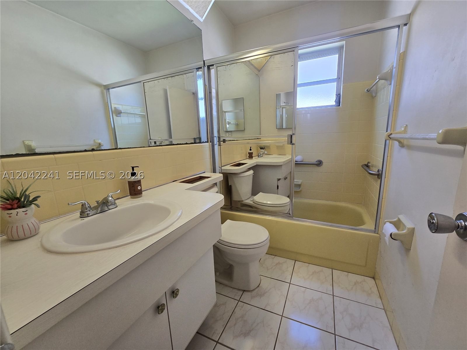 Real estate property located at 4717 50th St, Broward, Mainlands Of Tamarac Lake, Tamarac, FL