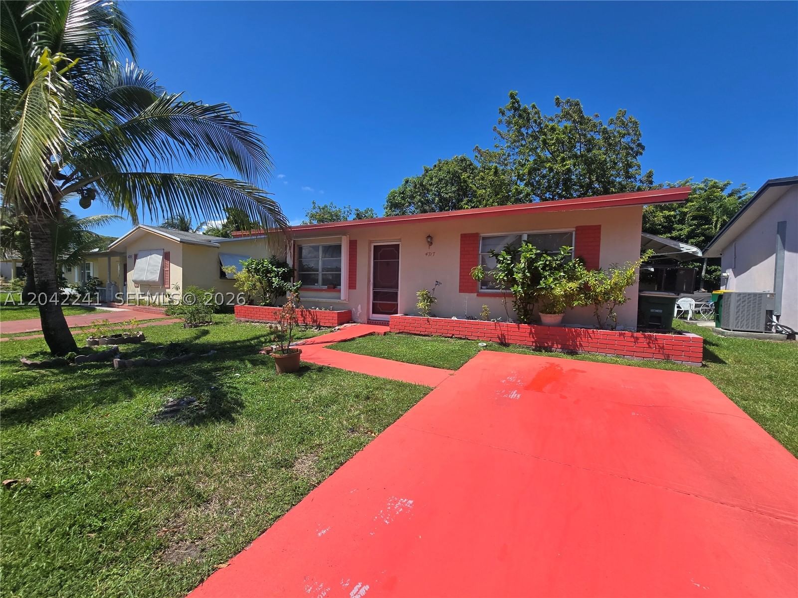 Real estate property located at 4717 50th St, Broward, Mainlands Of Tamarac Lake, Tamarac, FL