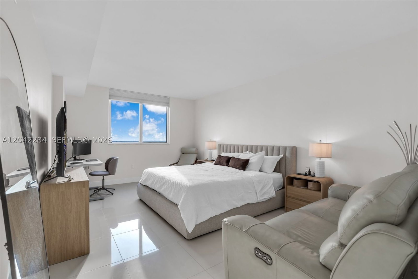 Real estate property located at 1861 S River Dr PH4, Miami-dade, Terrazas Riverpark Village, Miami, FL