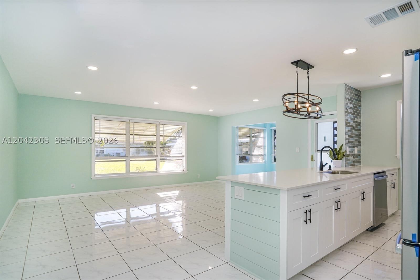 Real estate property located at 560 High Point Dr D, Palm Beach, High Point Of Delray Beac, Delray Beach, FL