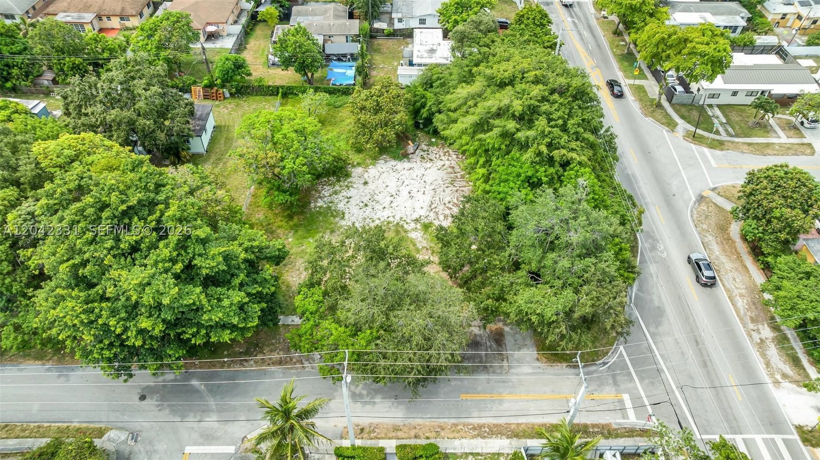 Real estate property located at 1585 158th St, Miami-dade, Myra Dells Sub, North Miami Beach, FL