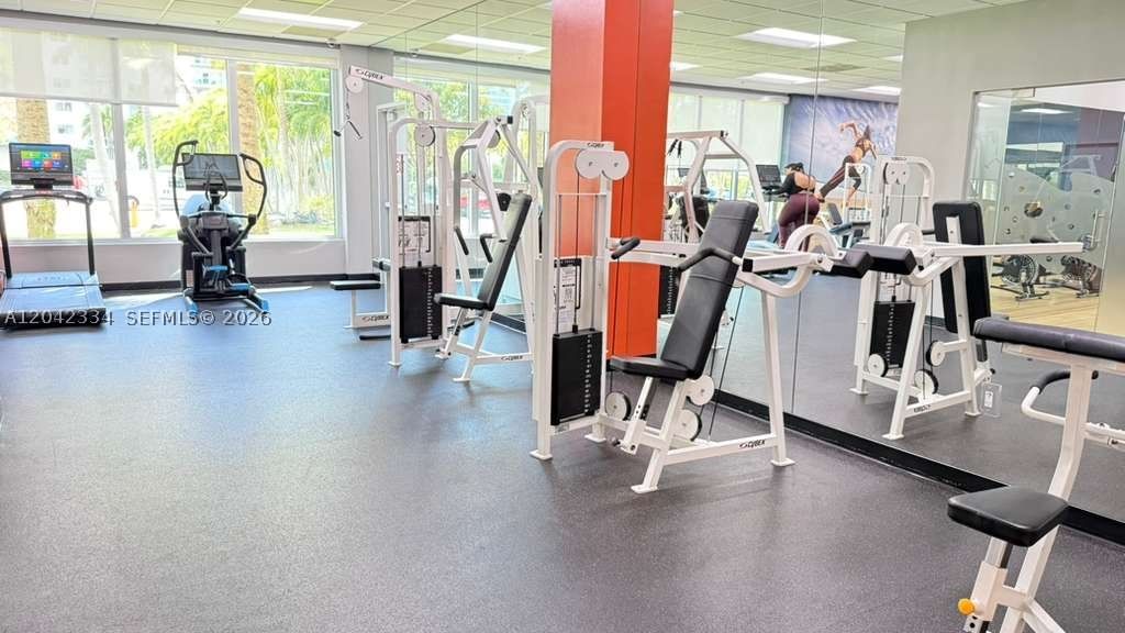 Real estate property located at 19380 Collins Ave #905, Miami-dade, Oceanview Building B Cond, Sunny Isles Beach, FL