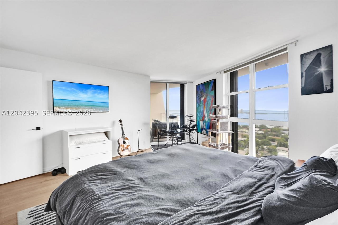 Real estate property located at 2000 Towerside Ter TS8, Miami-dade, Towers Of Quayside Condo, Miami, FL