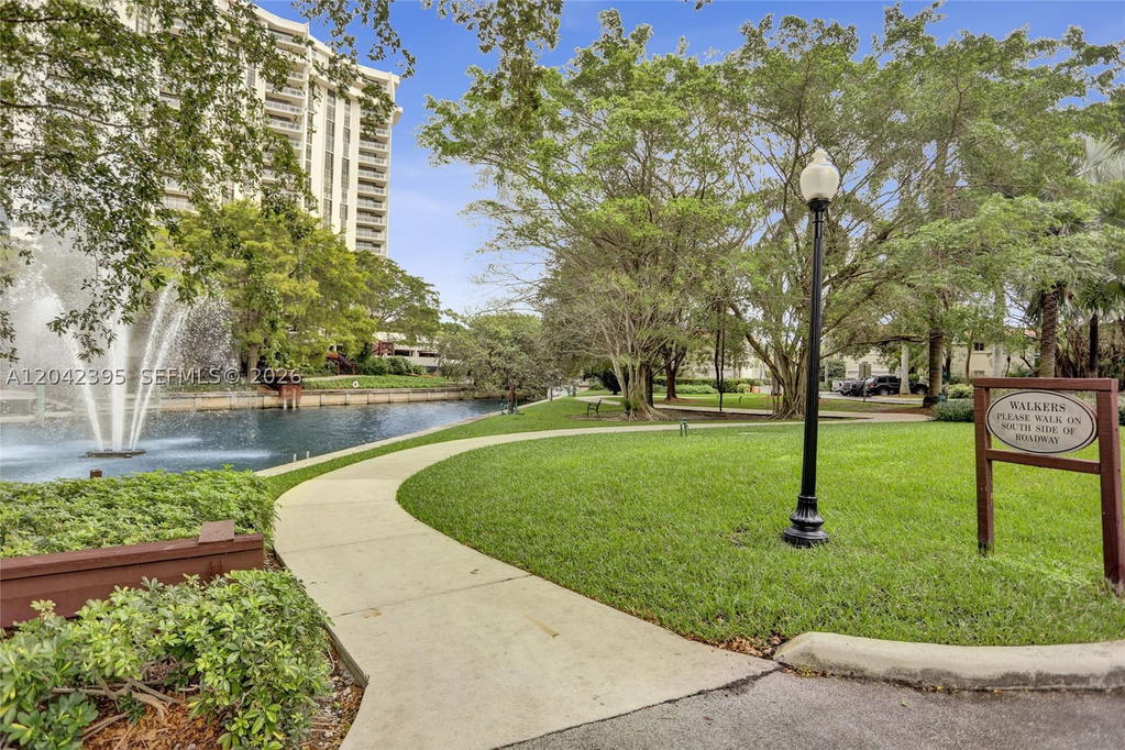 Real estate property located at 2000 Towerside Ter TS8, Miami-dade, Towers Of Quayside Condo, Miami, FL