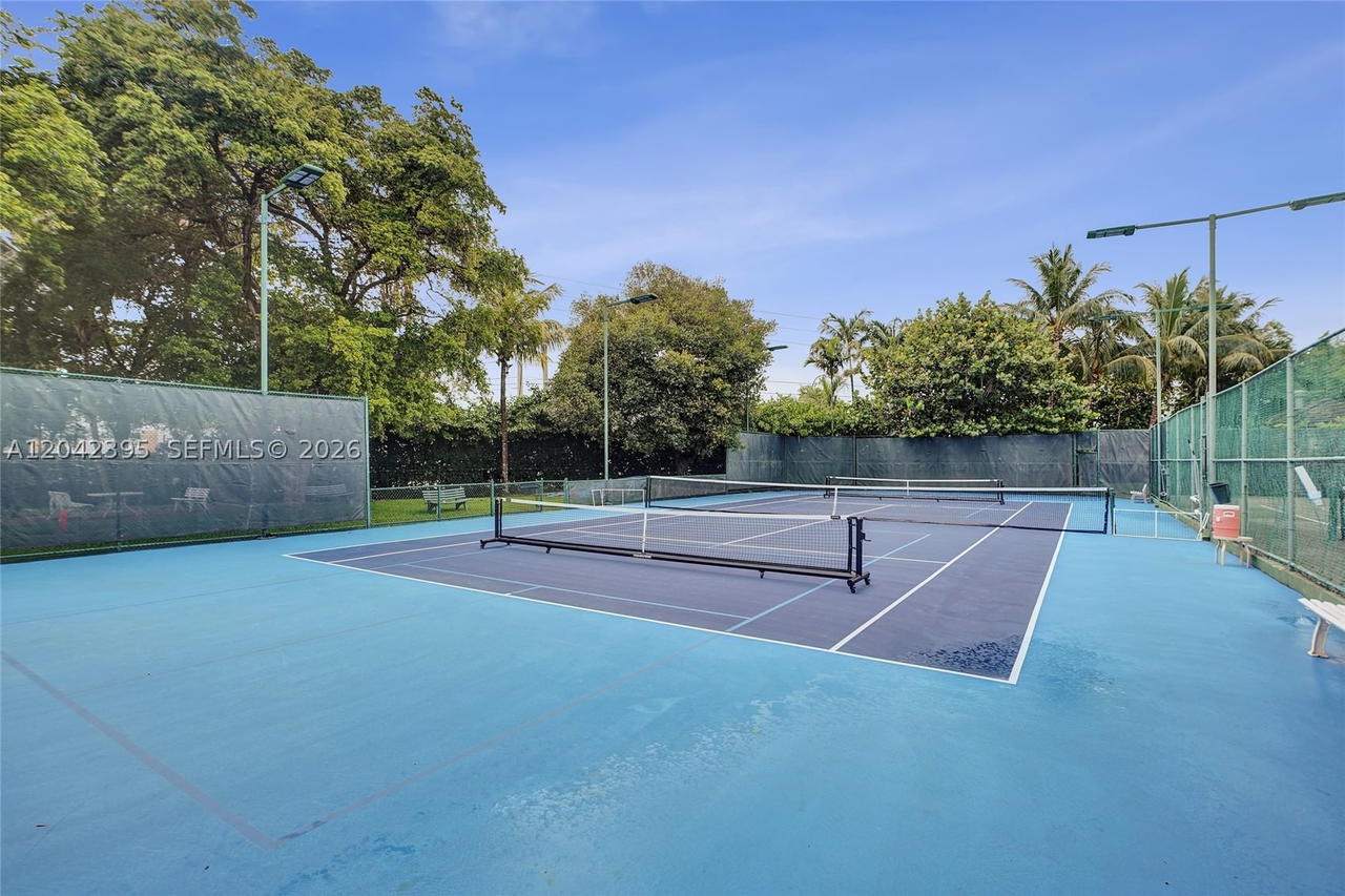 Real estate property located at 2000 Towerside Ter TS8, Miami-dade, Towers Of Quayside Condo, Miami, FL