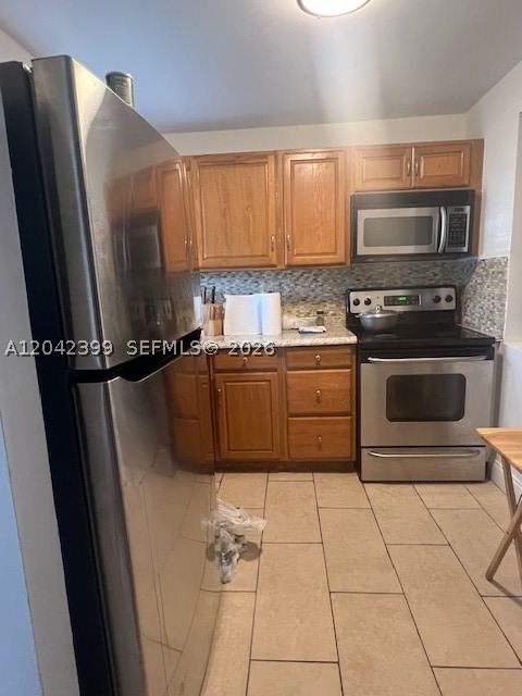Real estate property located at 8285 Sunrise Lakes Blvd #106, Broward, Sunrise Lakes 40 Condo, Sunrise, FL