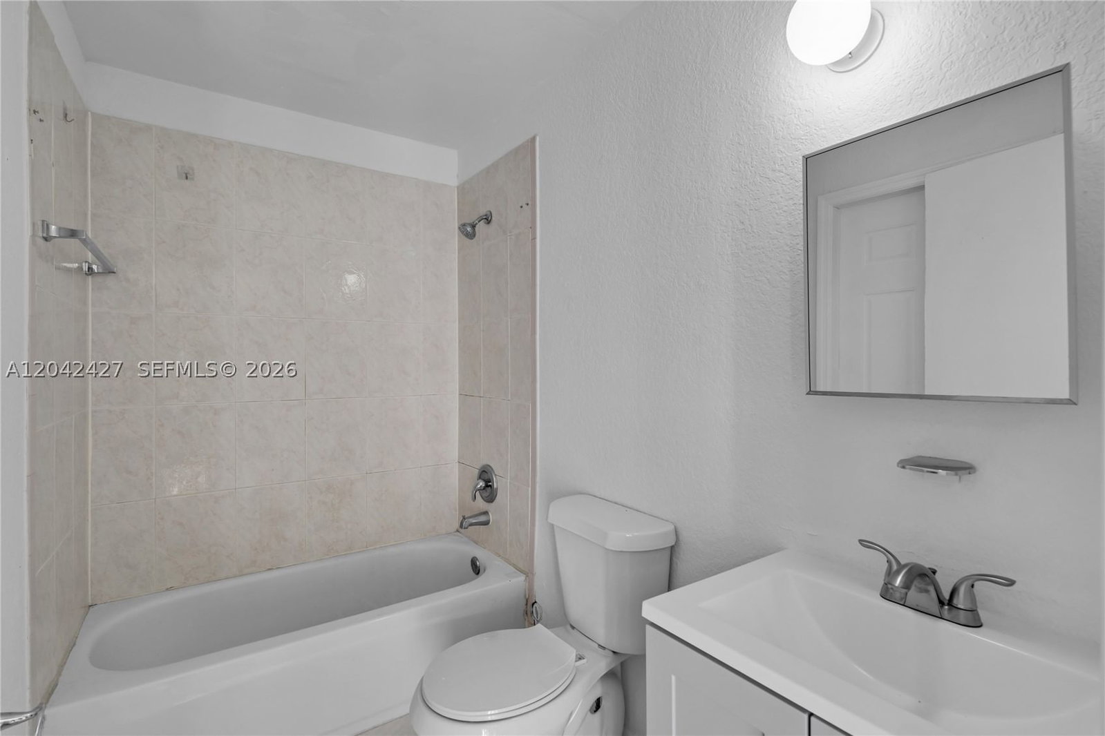 Real estate property located at 15251 89th Ave, Miami-dade, West Lakes Gardens 1st Ad, Miami Lakes, FL