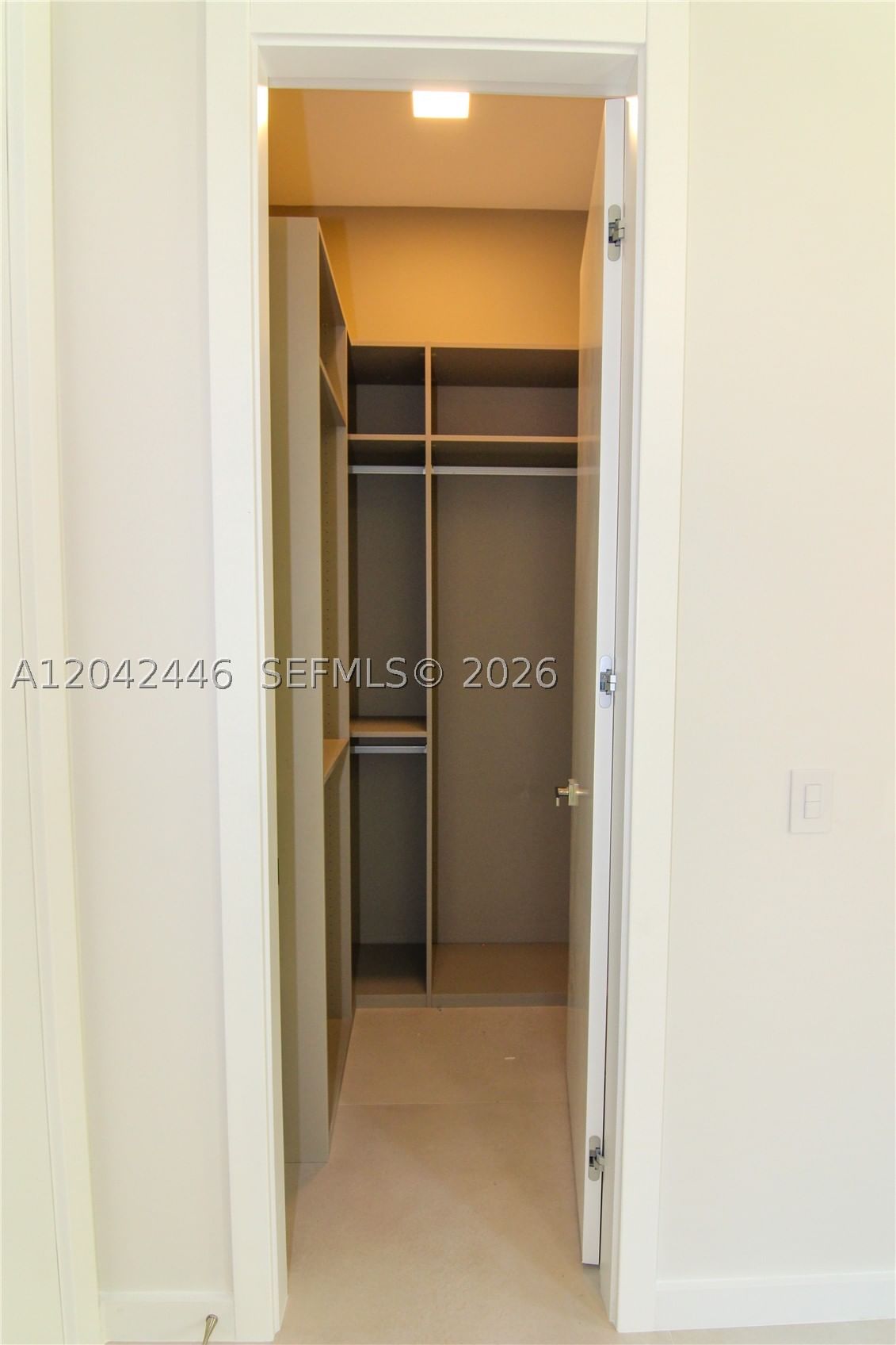 Real estate property located at 3540 Oak Ave, Miami-dade, Frow Homestead, Miami, FL