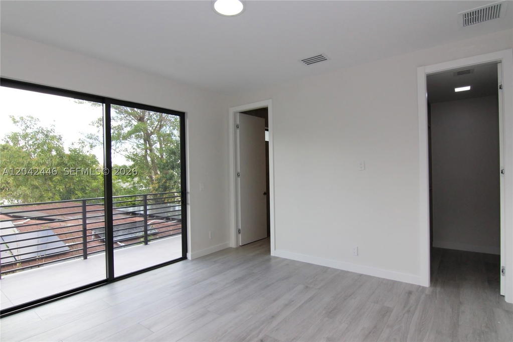 Real estate property located at 3540 Oak Ave, Miami-dade, Frow Homestead, Miami, FL