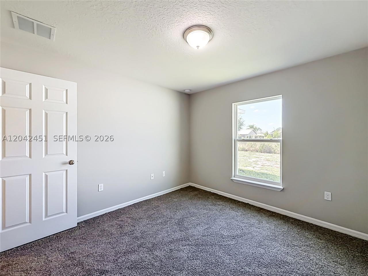 Real estate property located at 666 Jeanne Ave, St Lucie, Port St Lucie Section 33, Port St Lucie, FL