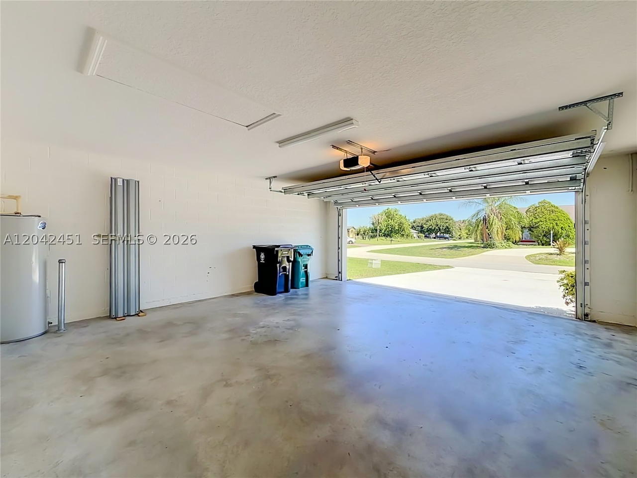 Real estate property located at 666 Jeanne Ave, St Lucie, Port St Lucie Section 33, Port St Lucie, FL