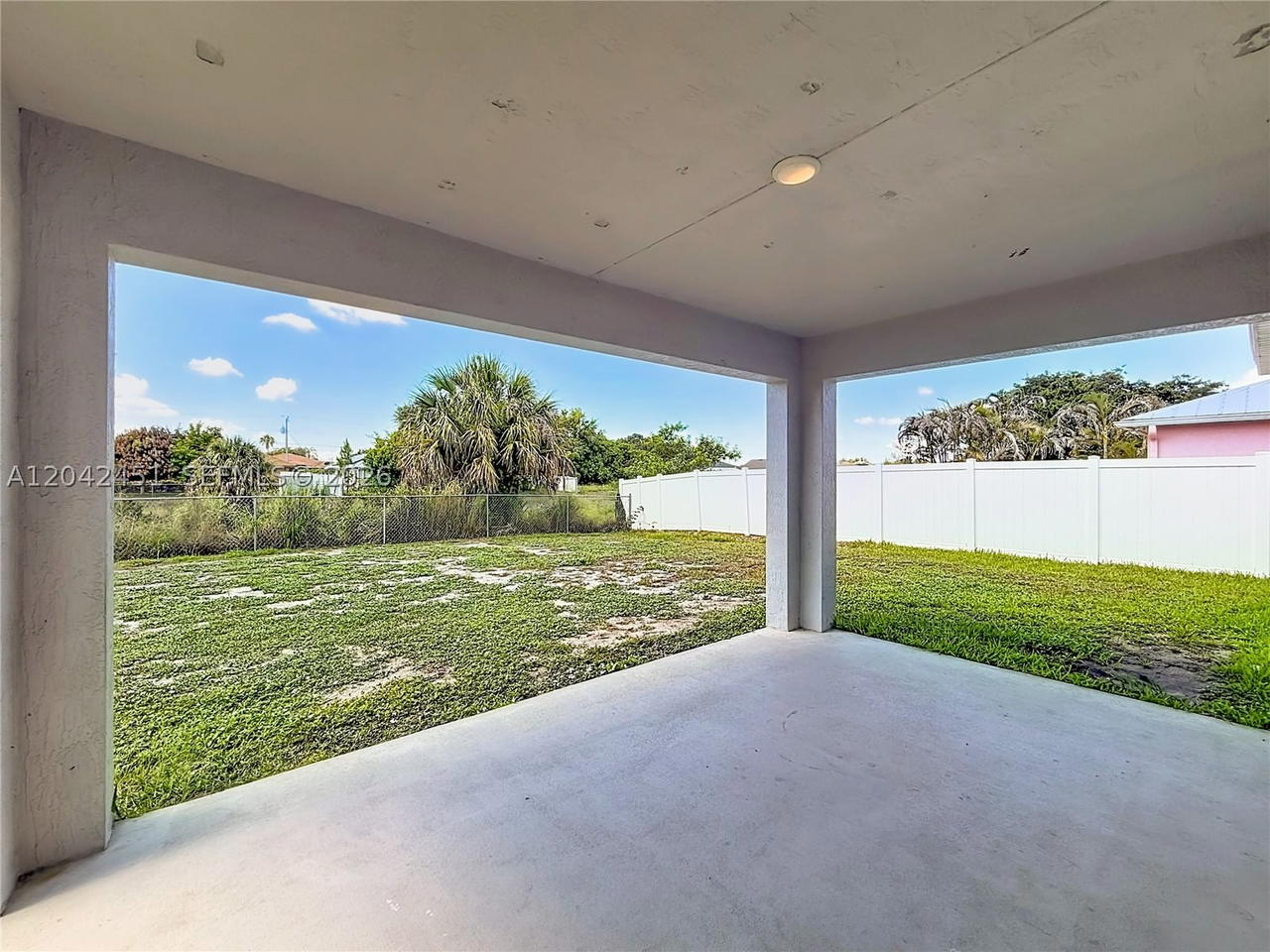 Real estate property located at 666 Jeanne Ave, St Lucie, Port St Lucie Section 33, Port St Lucie, FL