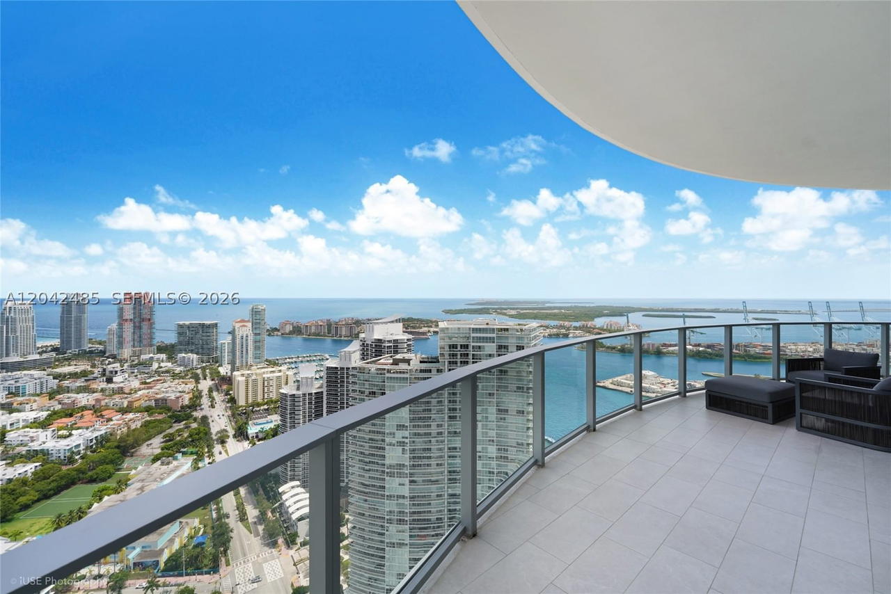 Real estate property located at 500 Alton Rd #4401, Miami-dade, Five Park Condo, Miami Beach, FL