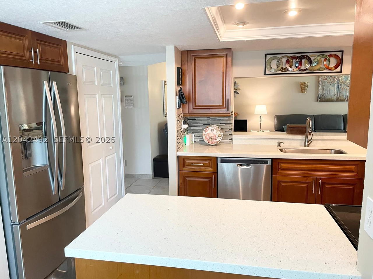 Real estate property located at 9520 Seagrape Dr #106, Broward, Condo 7 Of Sabal Palm Con, Davie, FL