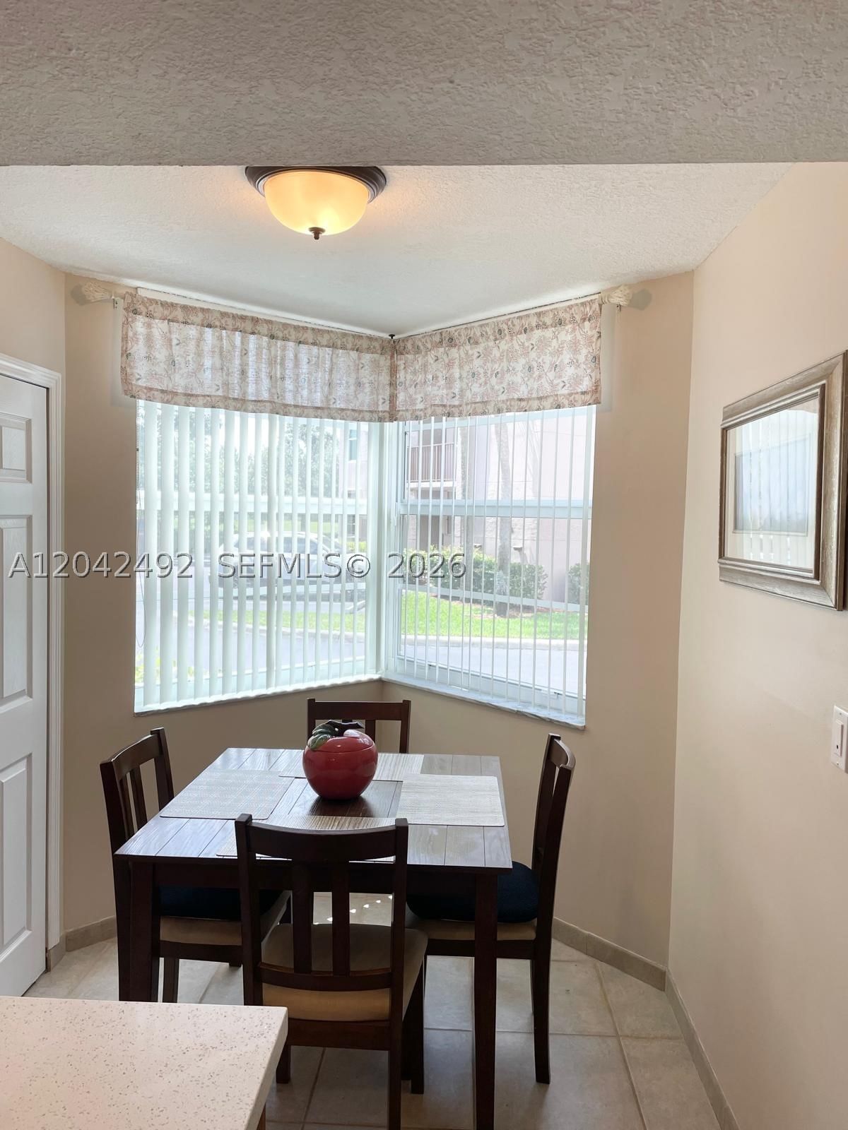 Real estate property located at 9520 Seagrape Dr #106, Broward, Condo 7 Of Sabal Palm Con, Davie, FL