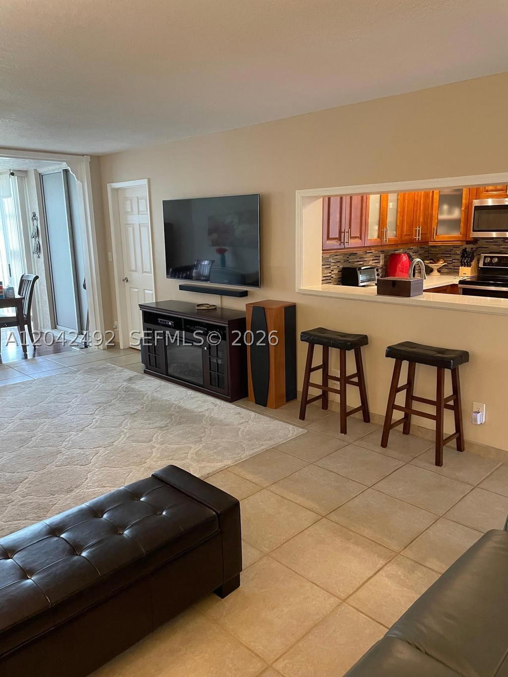 Real estate property located at 9520 Seagrape Dr #106, Broward, Condo 7 Of Sabal Palm Con, Davie, FL