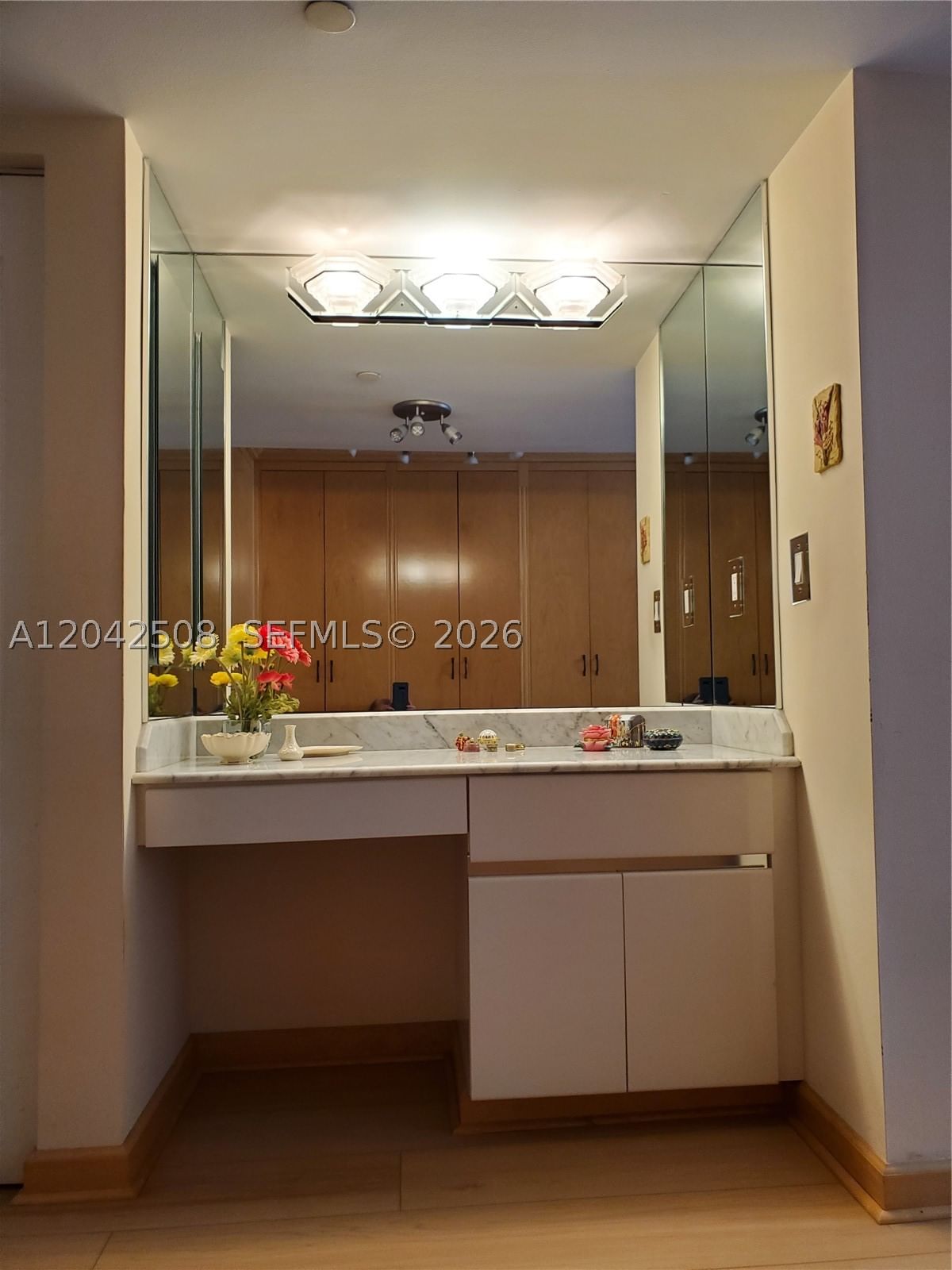 Real estate property located at 5757 Collins Ave #1604, Miami-dade, Lexcellence Condo, Miami Beach, FL