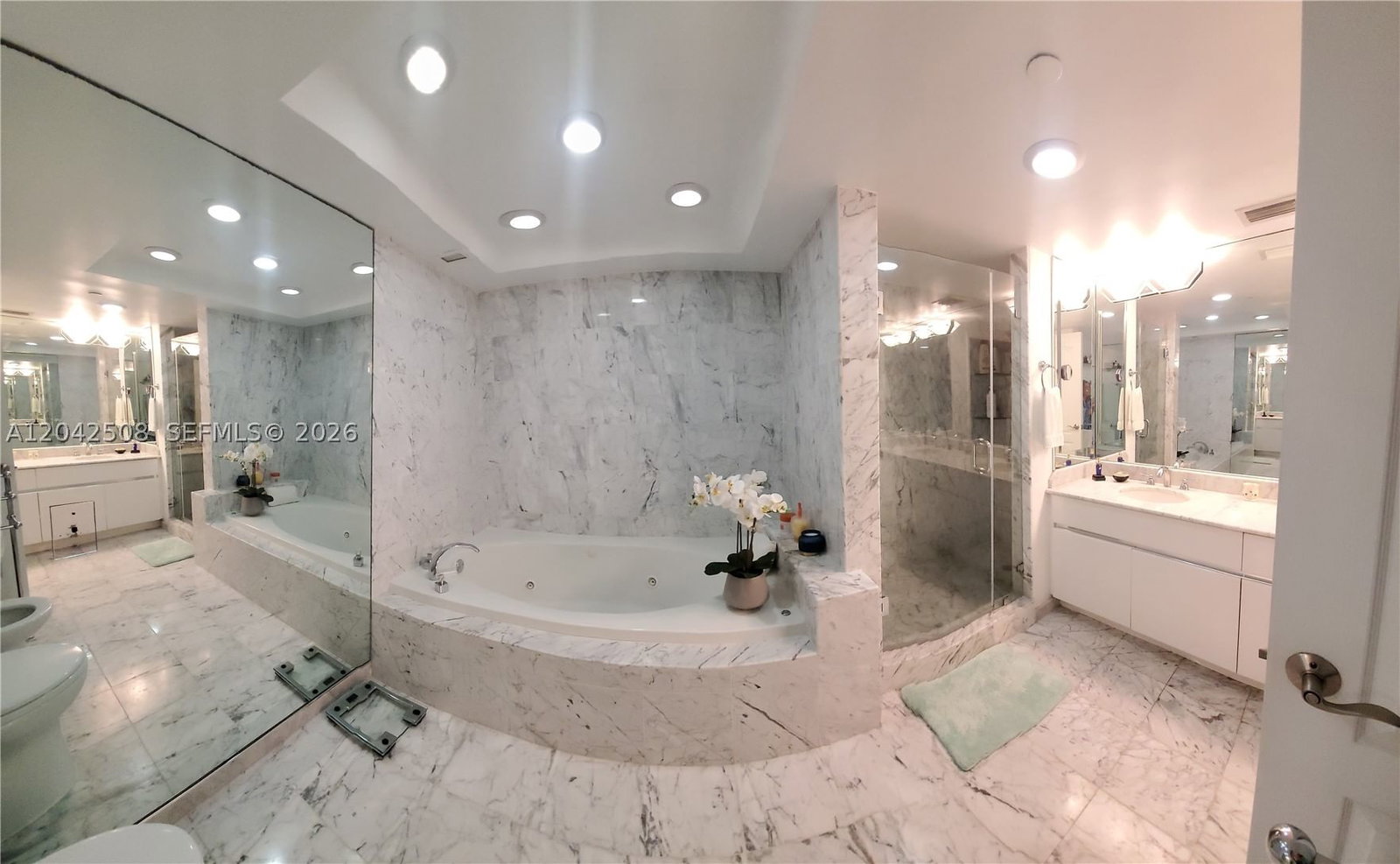 Real estate property located at 5757 Collins Ave #1604, Miami-dade, Lexcellence Condo, Miami Beach, FL