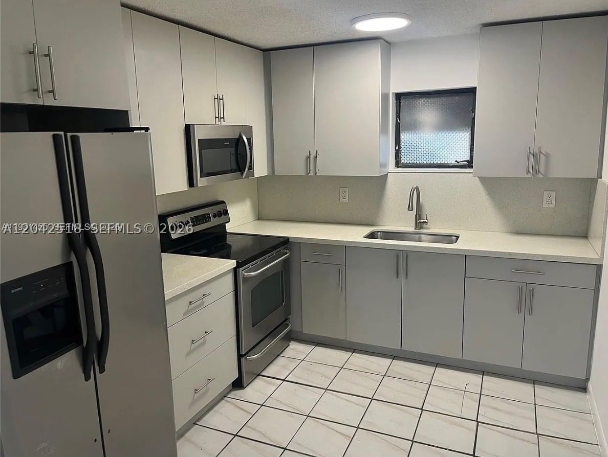 Real estate property located at 1717 16th St, Miami-dade, Kenwood Sub, Miami, FL