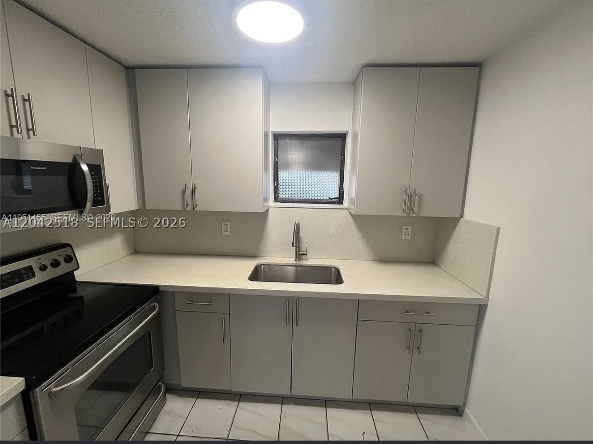 Real estate property located at 1717 16th St, Miami-dade, Kenwood Sub, Miami, FL