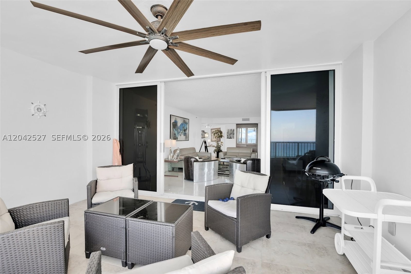 Real estate property located at 5200 Ocean Dr #1105, Palm Beach, Corniche Condo, Singer Island, FL