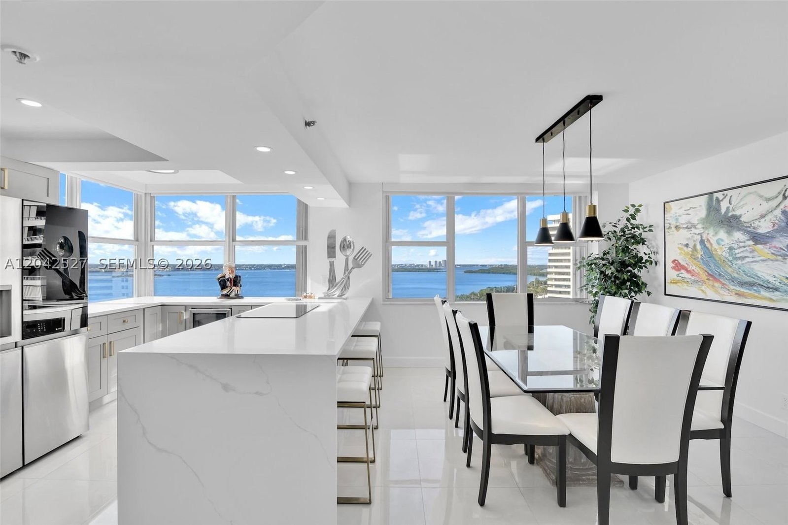 Real estate property located at 5200 Ocean Dr #1105, Palm Beach, Corniche Condo, Singer Island, FL