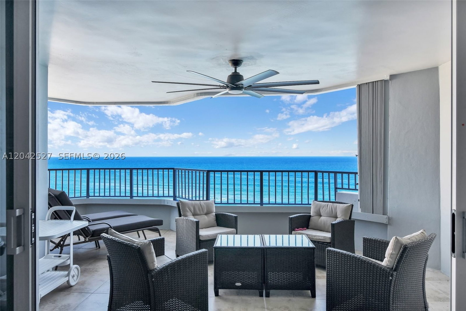 Real estate property located at 5200 Ocean Dr #1105, Palm Beach, Corniche Condo, Singer Island, FL
