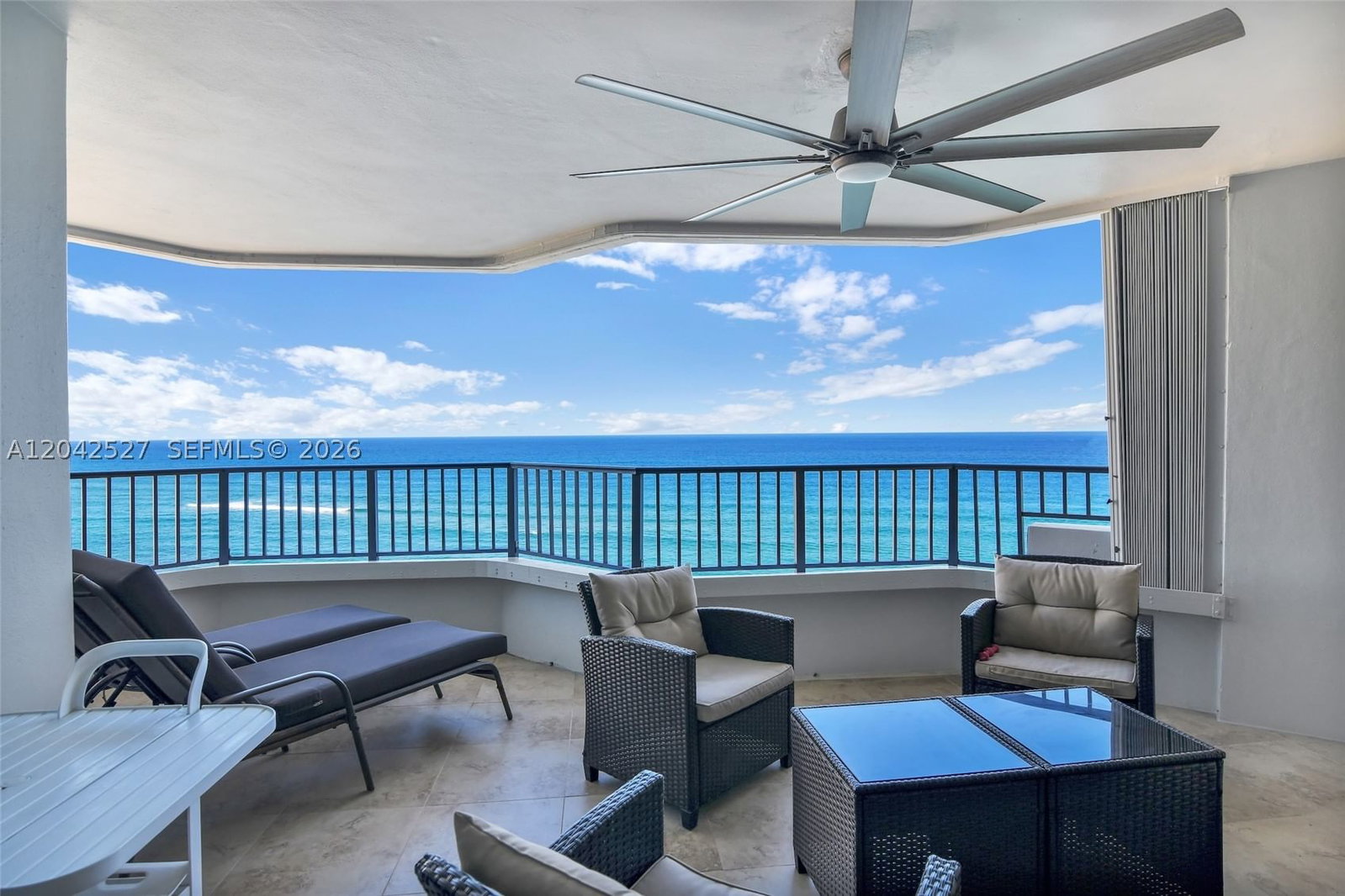 Real estate property located at 5200 Ocean Dr #1105, Palm Beach, Corniche Condo, Singer Island, FL