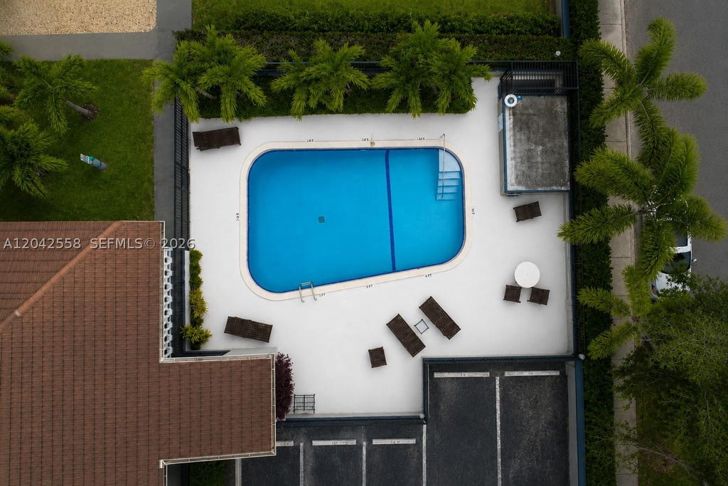 Real estate property located at 35 Edgewater Dr #107, Miami-dade, Edgewater Of Coral Gables, Coral Gables, FL