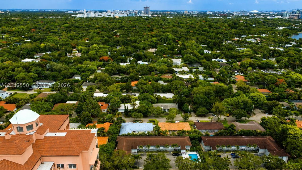Real estate property located at 35 Edgewater Dr #107, Miami-dade, Edgewater Of Coral Gables, Coral Gables, FL