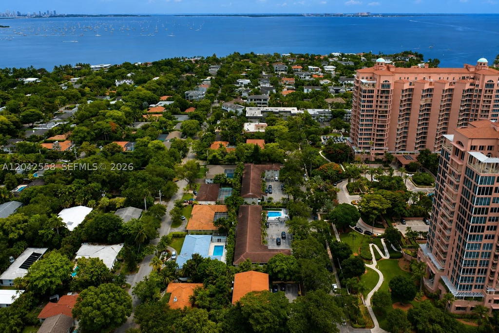 Real estate property located at 35 Edgewater Dr #107, Miami-dade, Edgewater Of Coral Gables, Coral Gables, FL