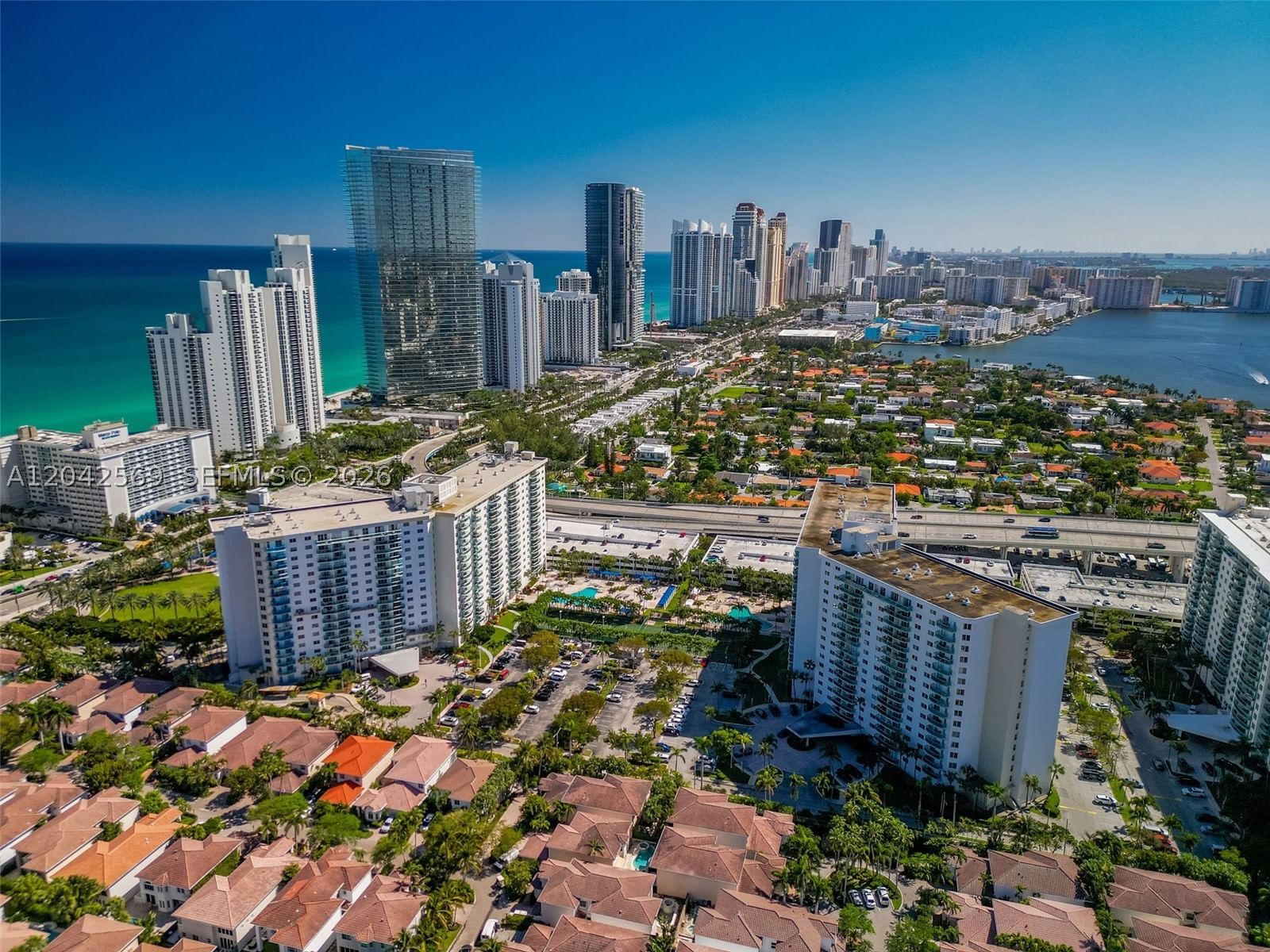 Real estate property located at 19380 Collins Ave #1224, Miami-dade, Oceanview Building B Cond, Sunny Isles Beach, FL