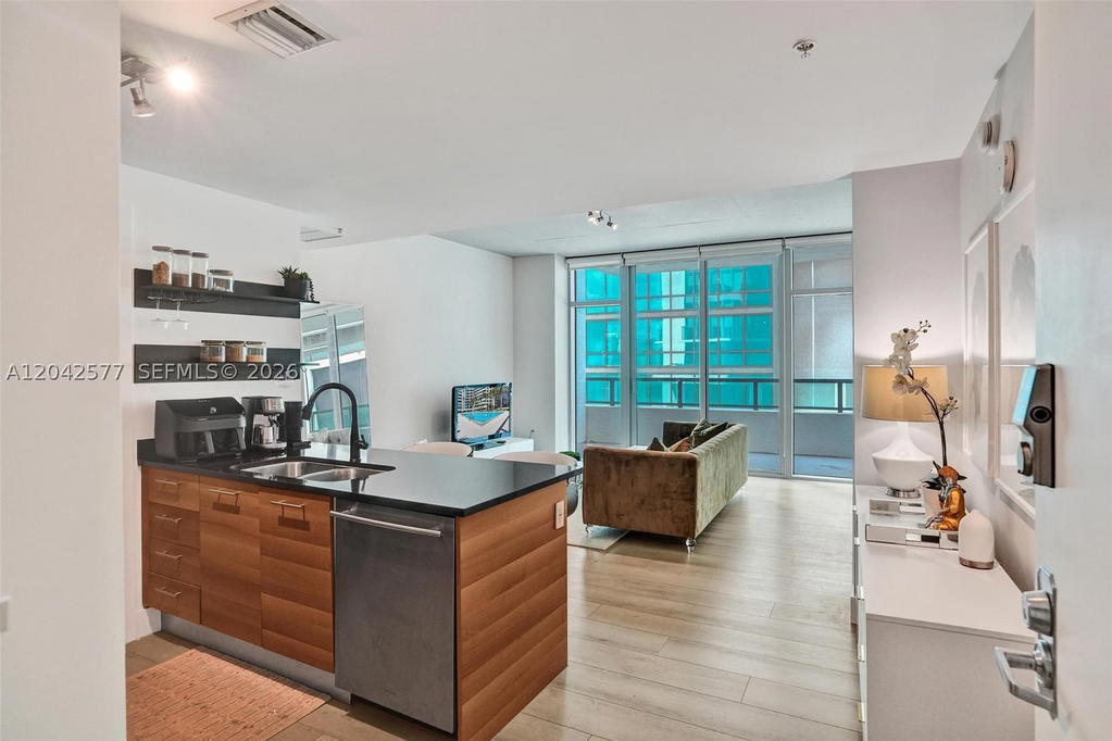Real estate property located at 3301 1st Ave L0302, Miami-dade, Four Midtown Miami Condo, Miami, FL
