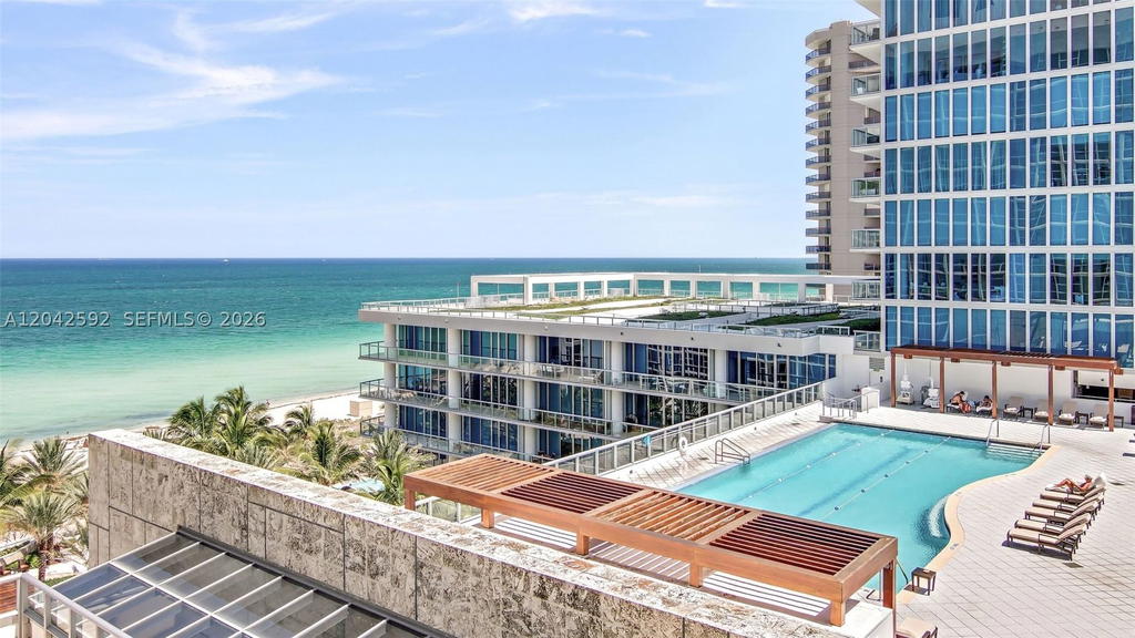 Real estate property located at 6801 Collins Ave #1101, Miami-dade, Central Carillon Beach Co, Miami Beach, FL