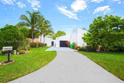 Real estate property located at 9675 26th Pl #5, Broward, Crosswinds Cluster 7, Sunrise, FL