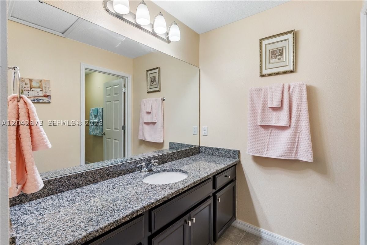 Real estate property located at 617 Marsh Reed Drive, Orange, Johns Lake Pointe, Winter Garden, FL