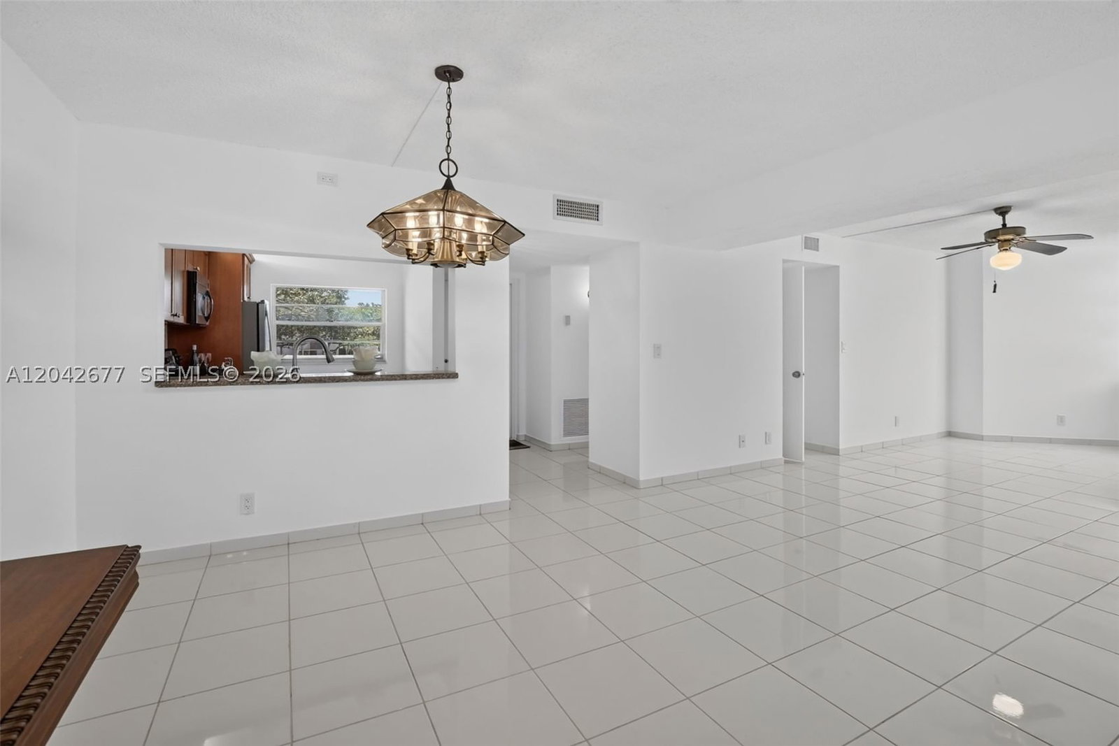 Real estate property located at 1931 Sabal Palm Dr #203, Broward, Condo 4 Of Sabal Palm Con, Davie, FL
