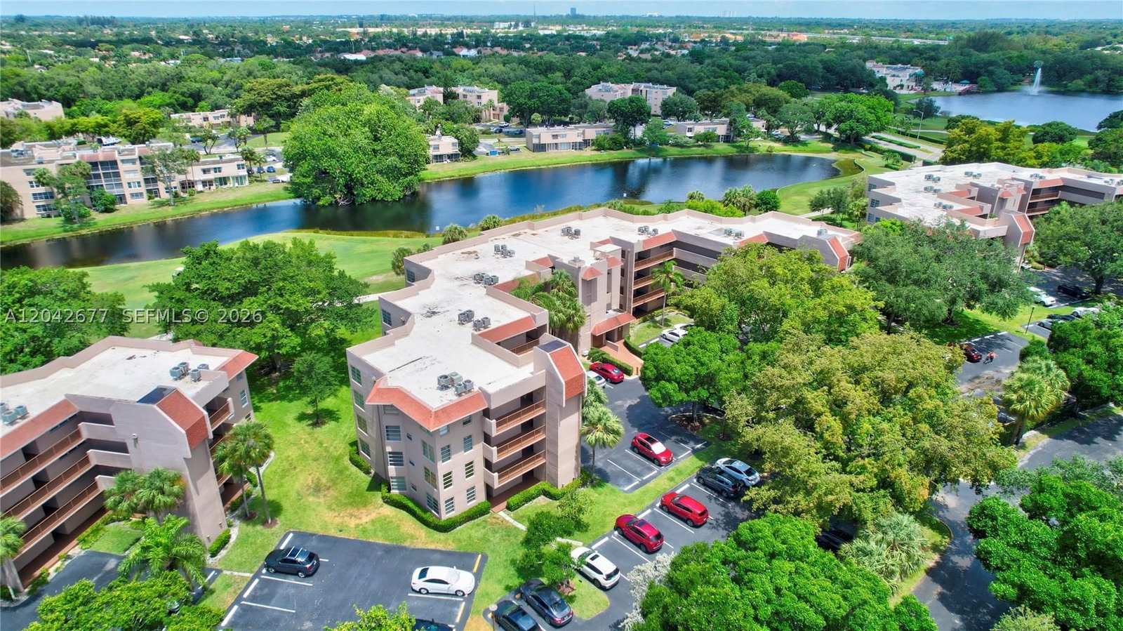 Real estate property located at 1931 Sabal Palm Dr #203, Broward, Condo 4 Of Sabal Palm Con, Davie, FL